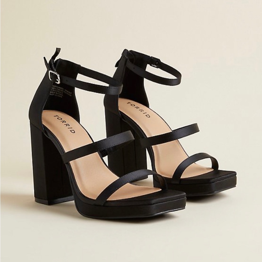 Triple strap platform healed sandal | Torrid